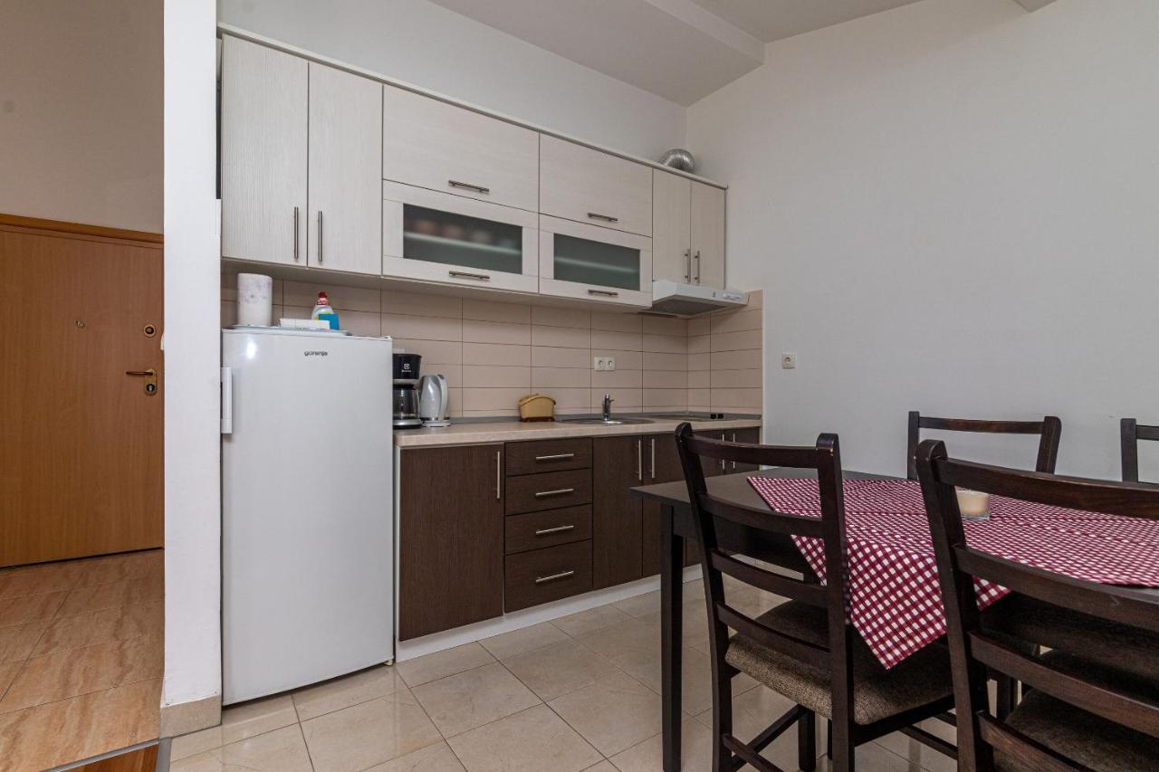 טרוגיר Apartments Janja מראה חיצוני תמונה