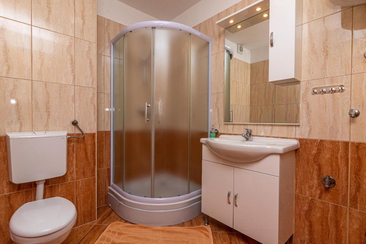 טרוגיר Apartments Janja מראה חיצוני תמונה