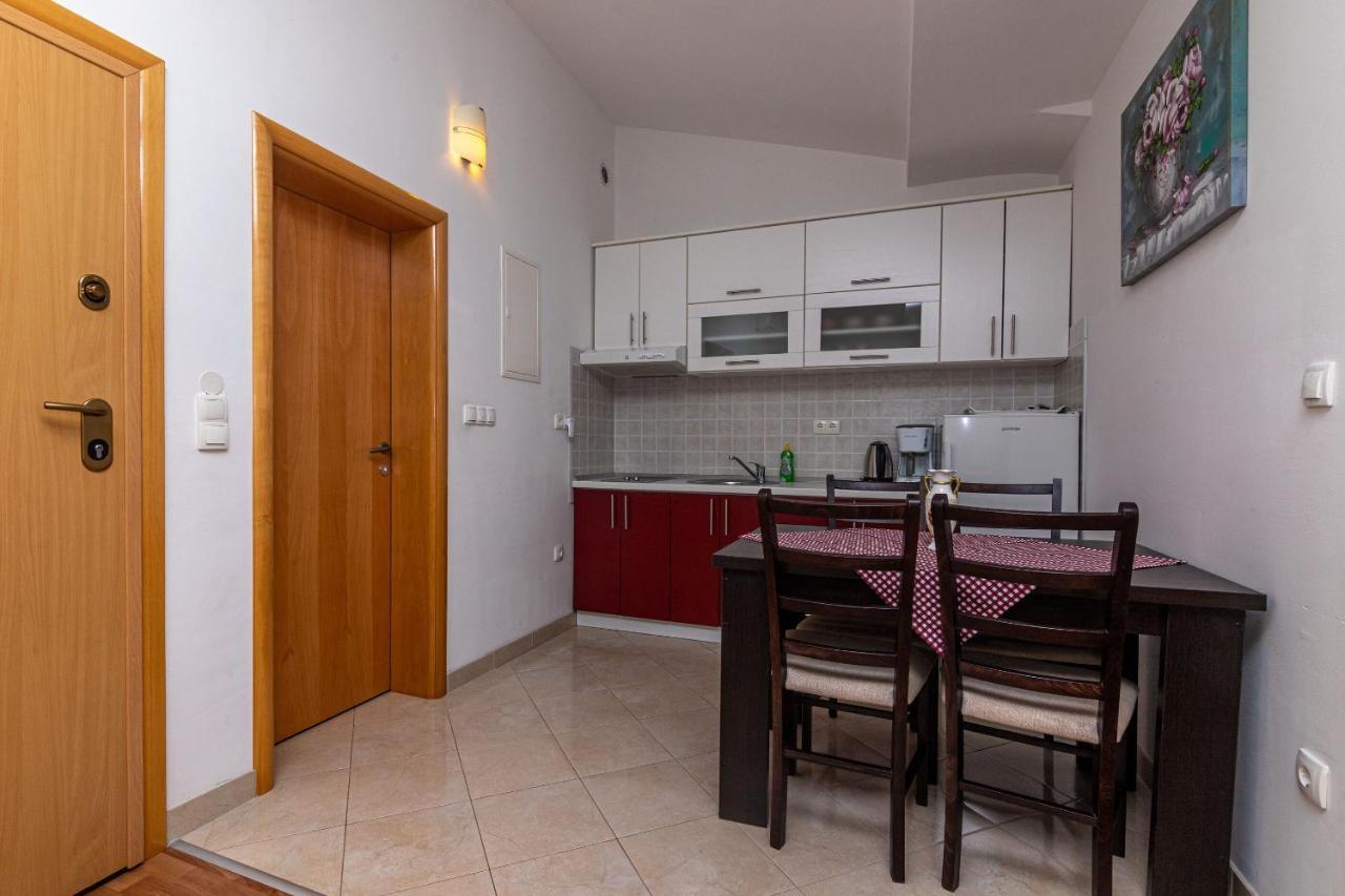 טרוגיר Apartments Janja מראה חיצוני תמונה
