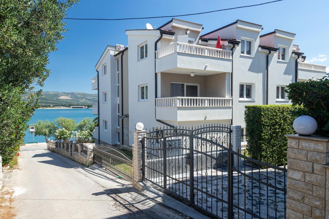 טרוגיר Apartments Janja מראה חיצוני תמונה